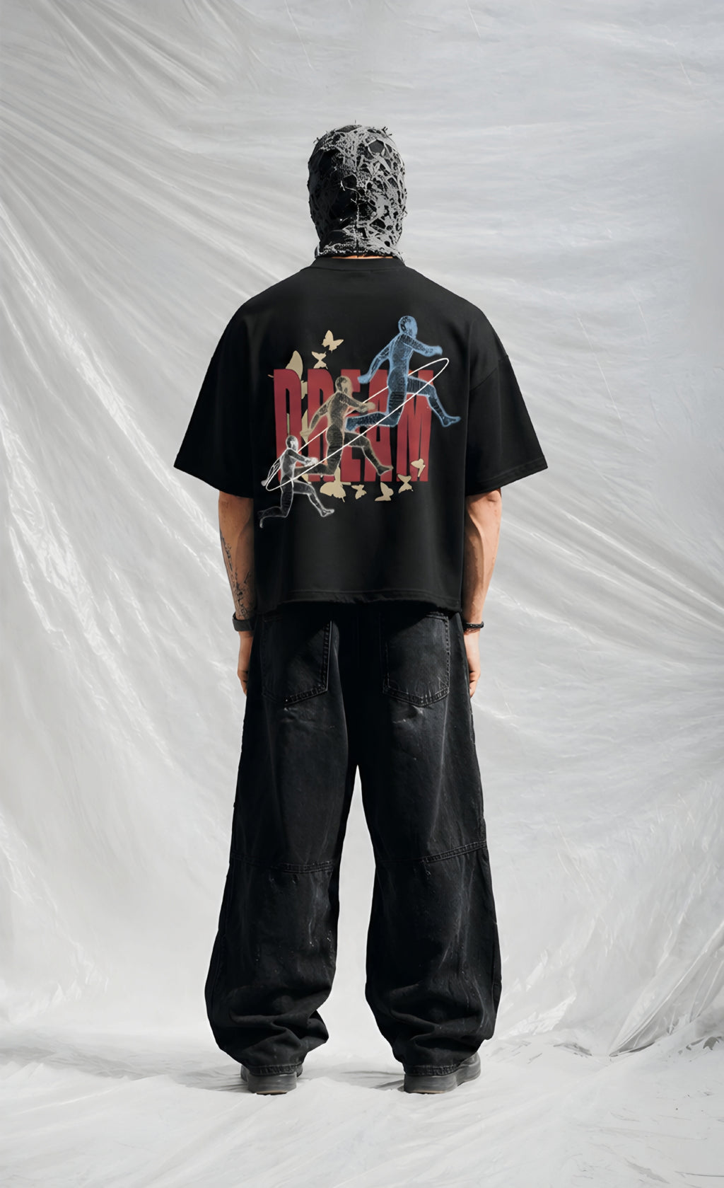 Dreams black boxy fit cropped tshirt