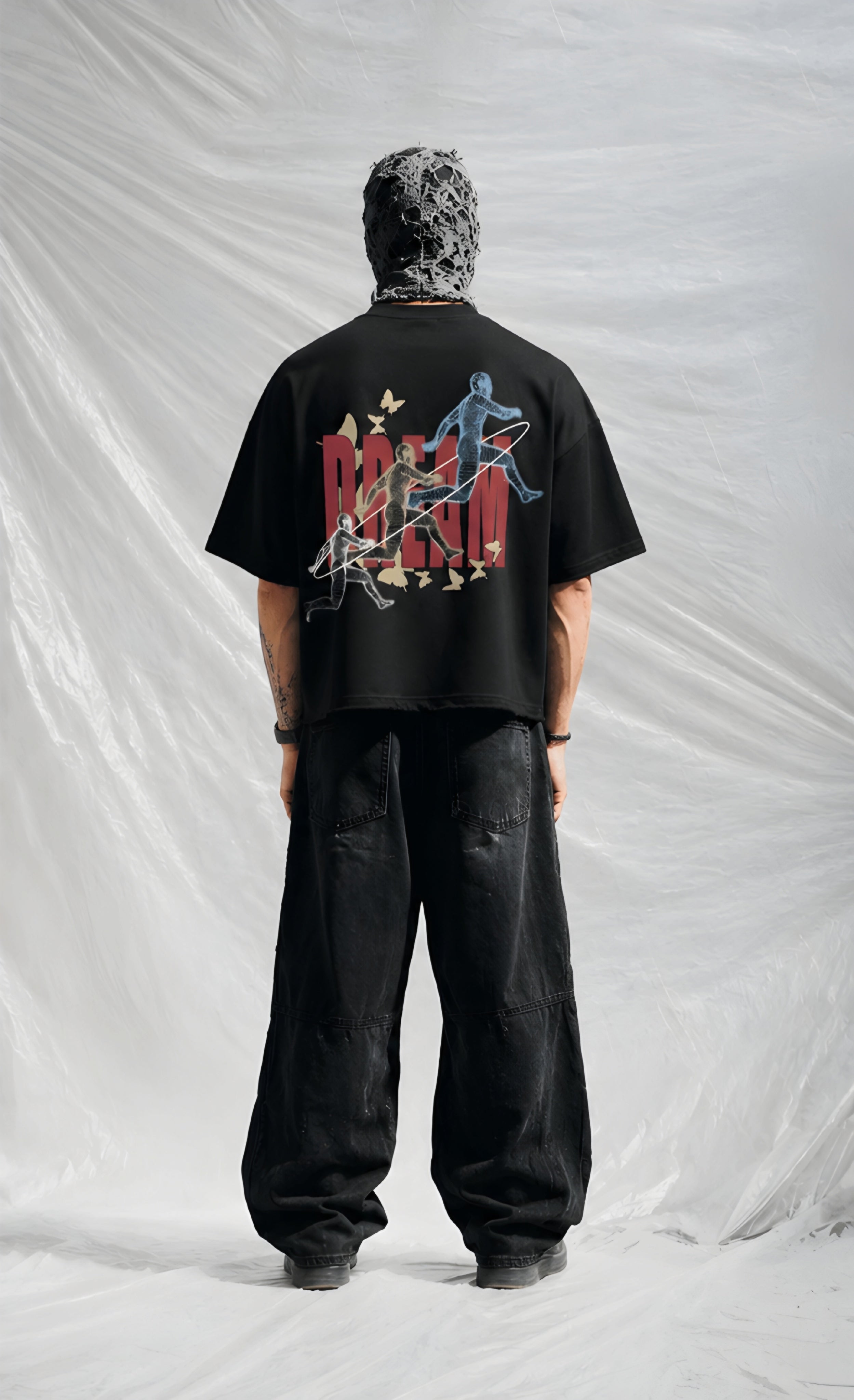 Dreams black boxy fit cropped tshirt