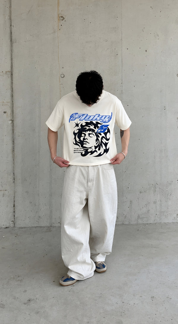Divin off white boxy fit cropped tshirt